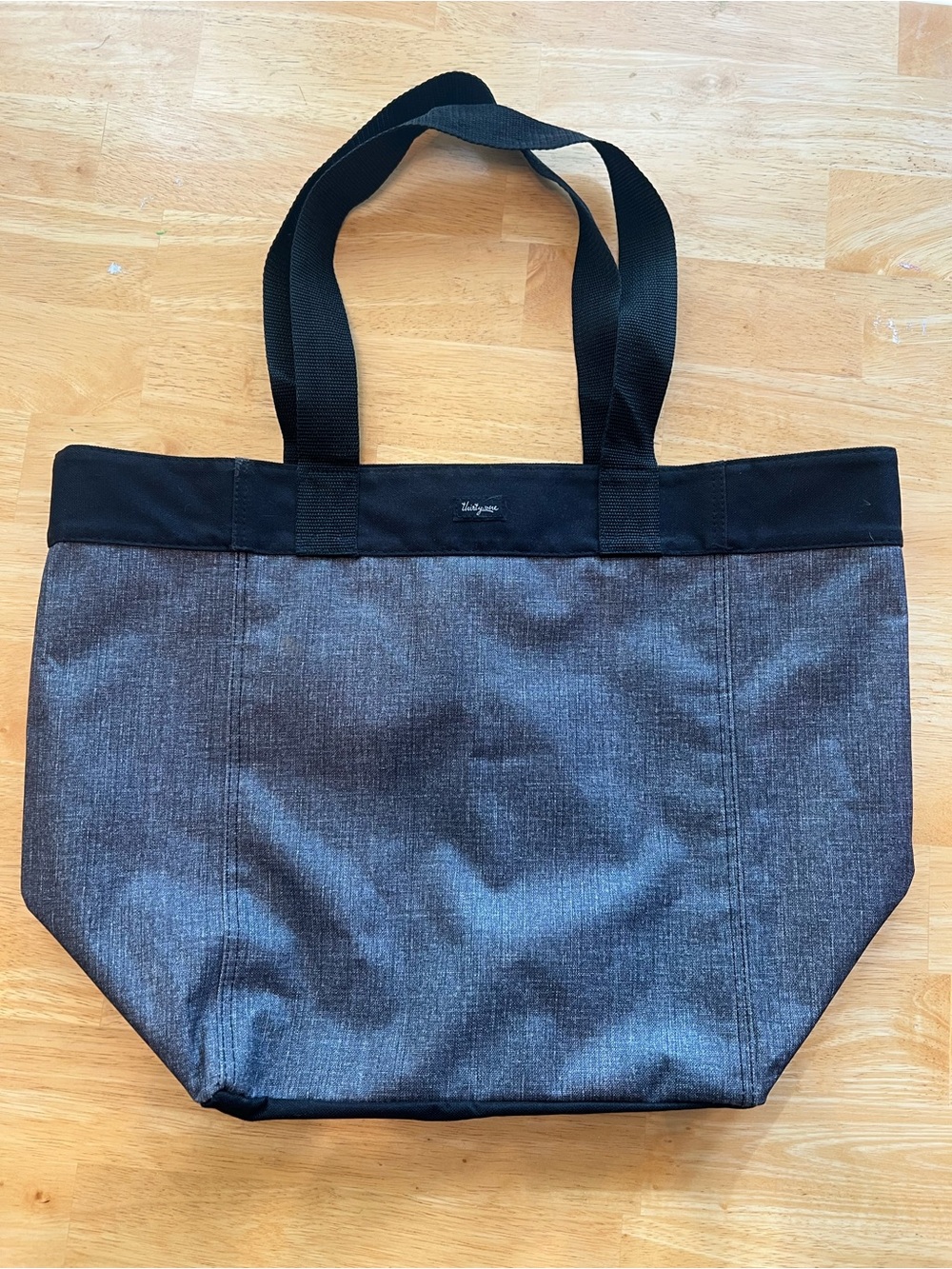 Thirty-one Tote Bag Grey with Black Trim